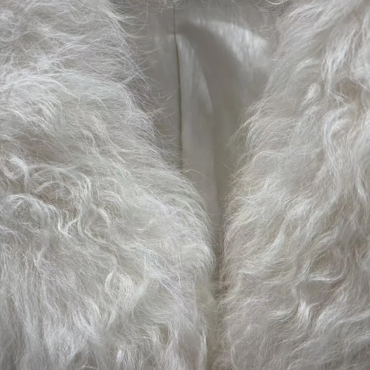 Short White Real Wool Fur Jacket — front opening detail
