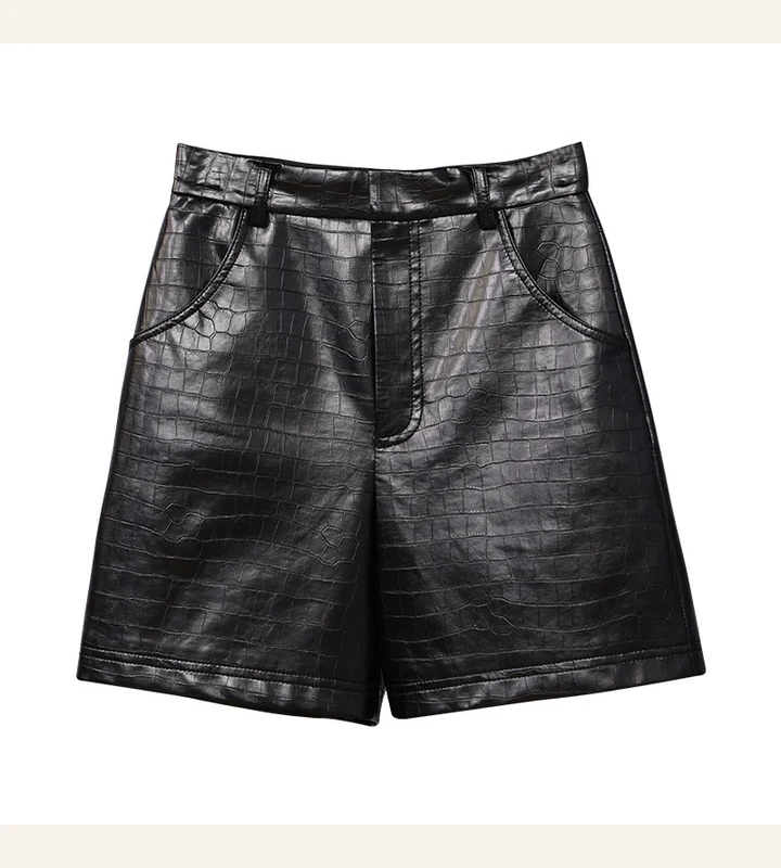 Bermudas de cuero ovino grabado cocodrilo